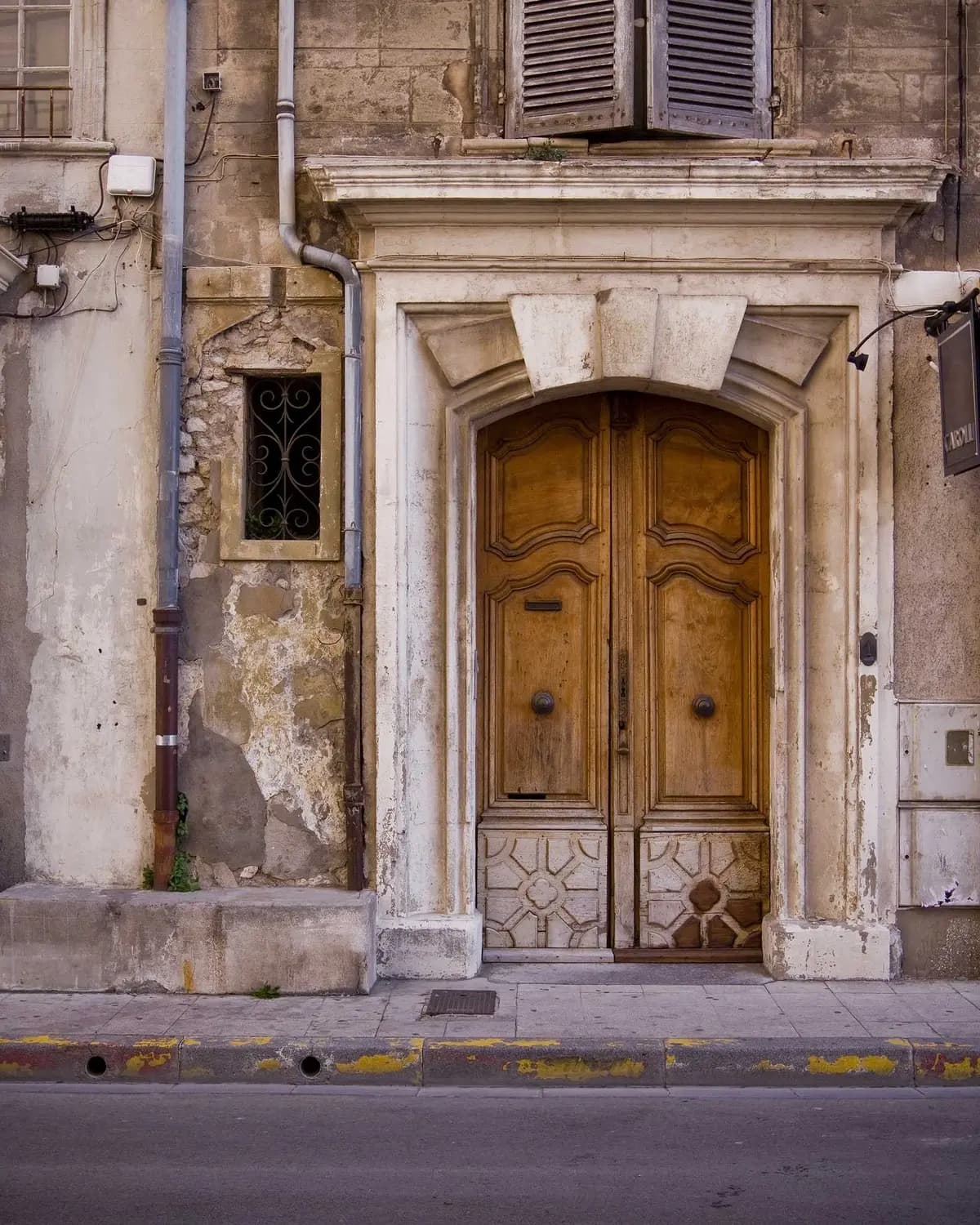 Representative image — not original project photography.: Maison Francis Kurkdjian Applications